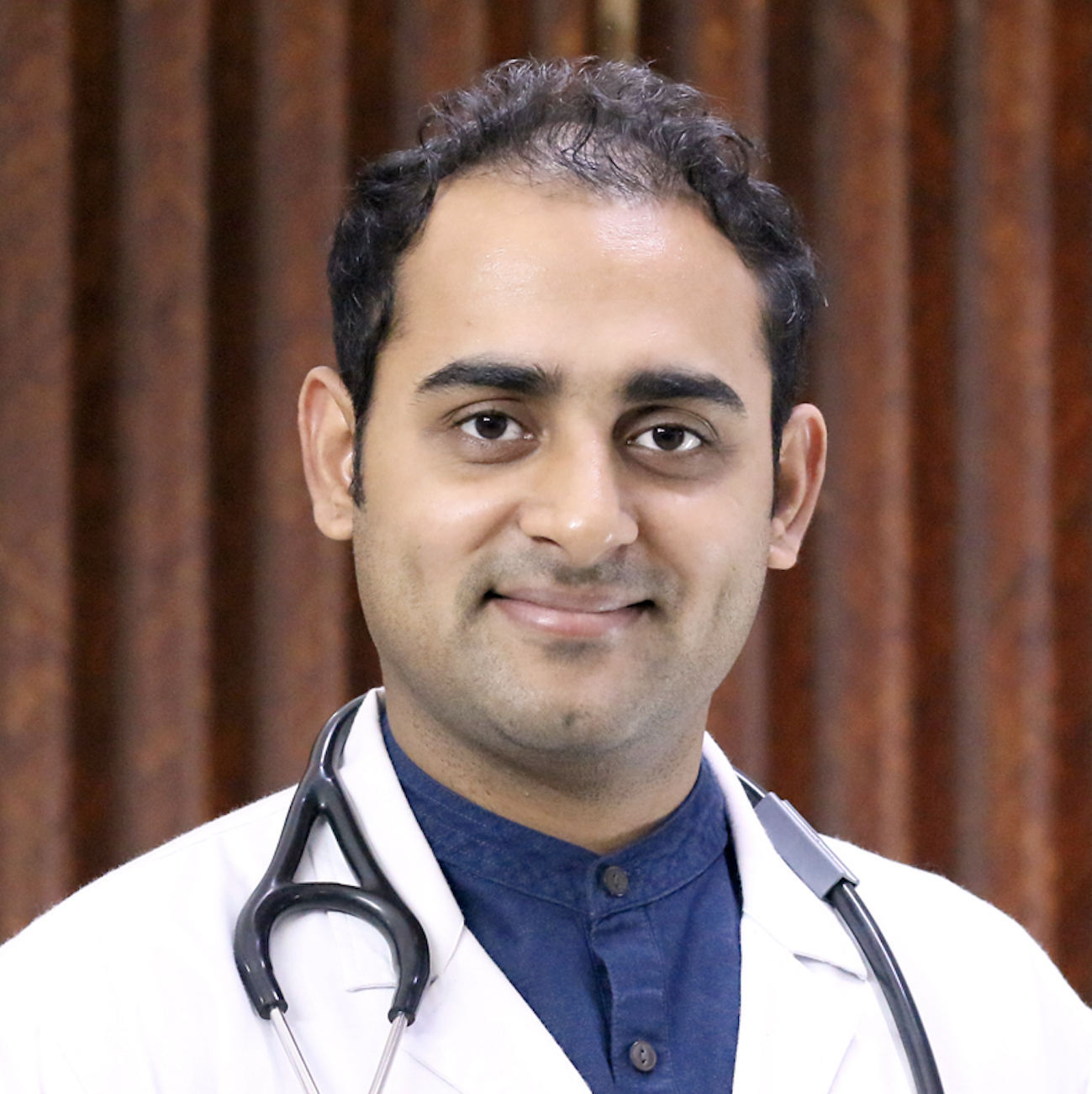 Dr Keshav Chauhan - nauczyciel Ajurwedy w Akademii ATMA